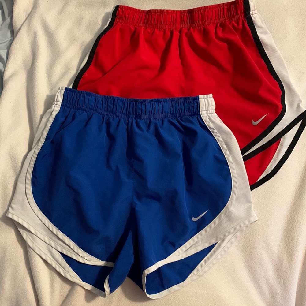 Pair of shorts (red & blue) / Nike / size SMALL